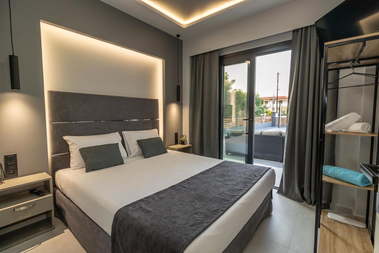 Assos Luxury Villas Pefkochori Exterior photo
